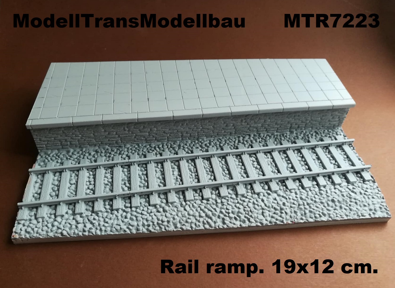 Rail ramp (19x12cm) - Click Image to Close